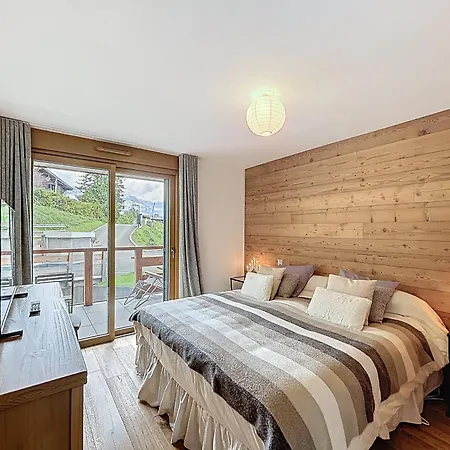 Bel Neuf Proche Du Domaine Skiable Avec Parking - Fr-1-560-160 Combloux